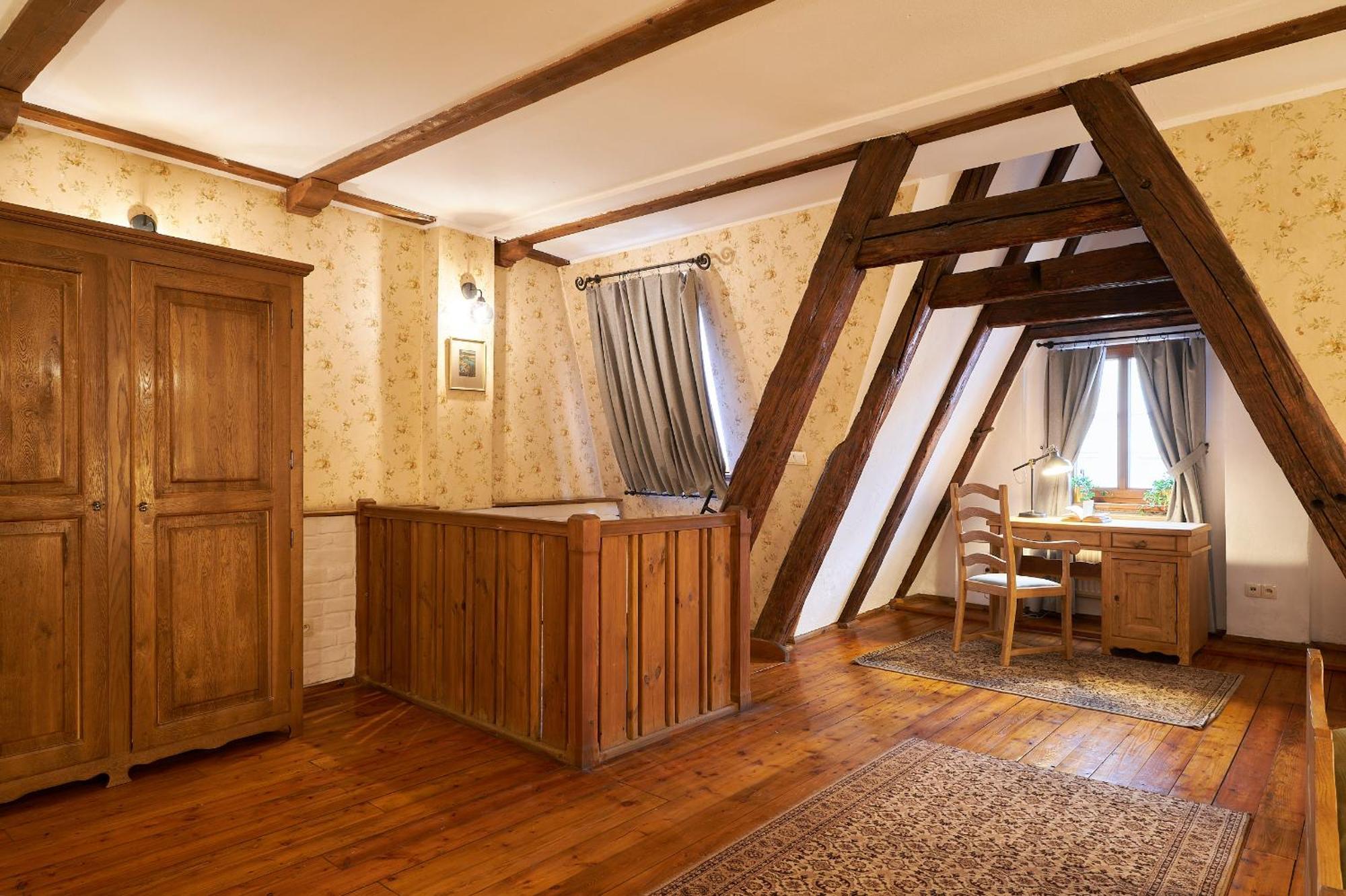 Vincent Oldtown Apartment *